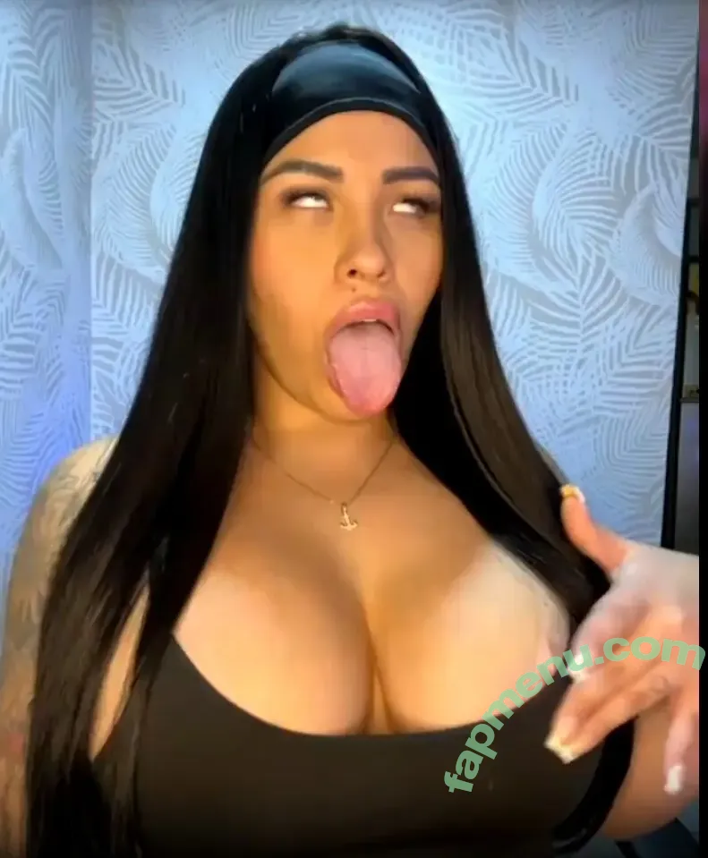 Sexyyykloee nude photo #0014 (Sexyyykloee)