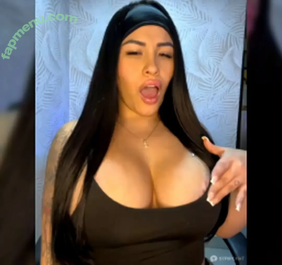 Sexyyykloee nude photo #0015 (Sexyyykloee)