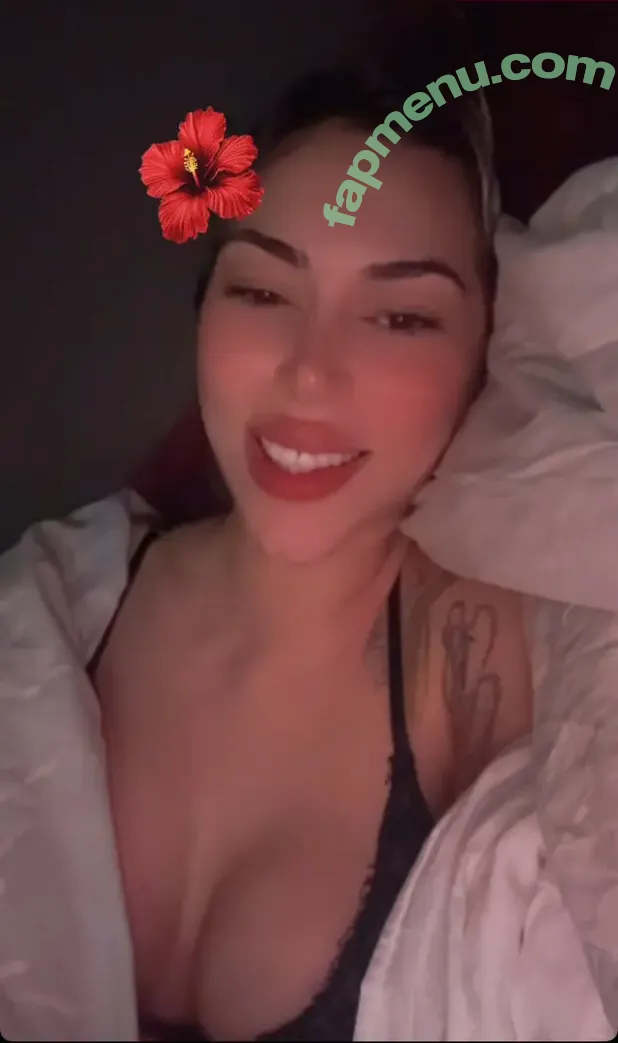 Seydanur Tunc nude photo #0020 (shera.snt)