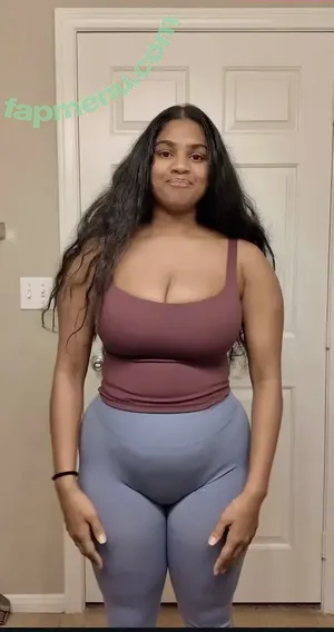 Sh33Natay nude photo #0130