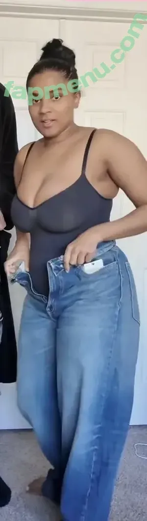 Sh33Natay nude photo #0132