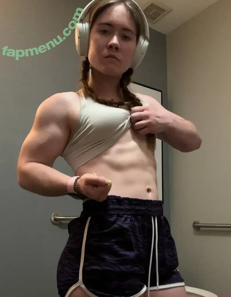 Sh3bulk nude photo #0001 (SheBulk)