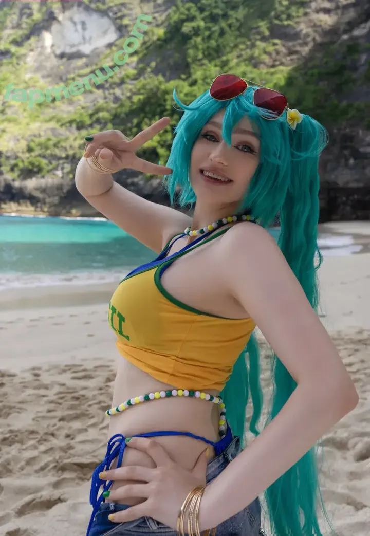 Shadory nude photo #1594 (Shadorycos / shadory_cos)