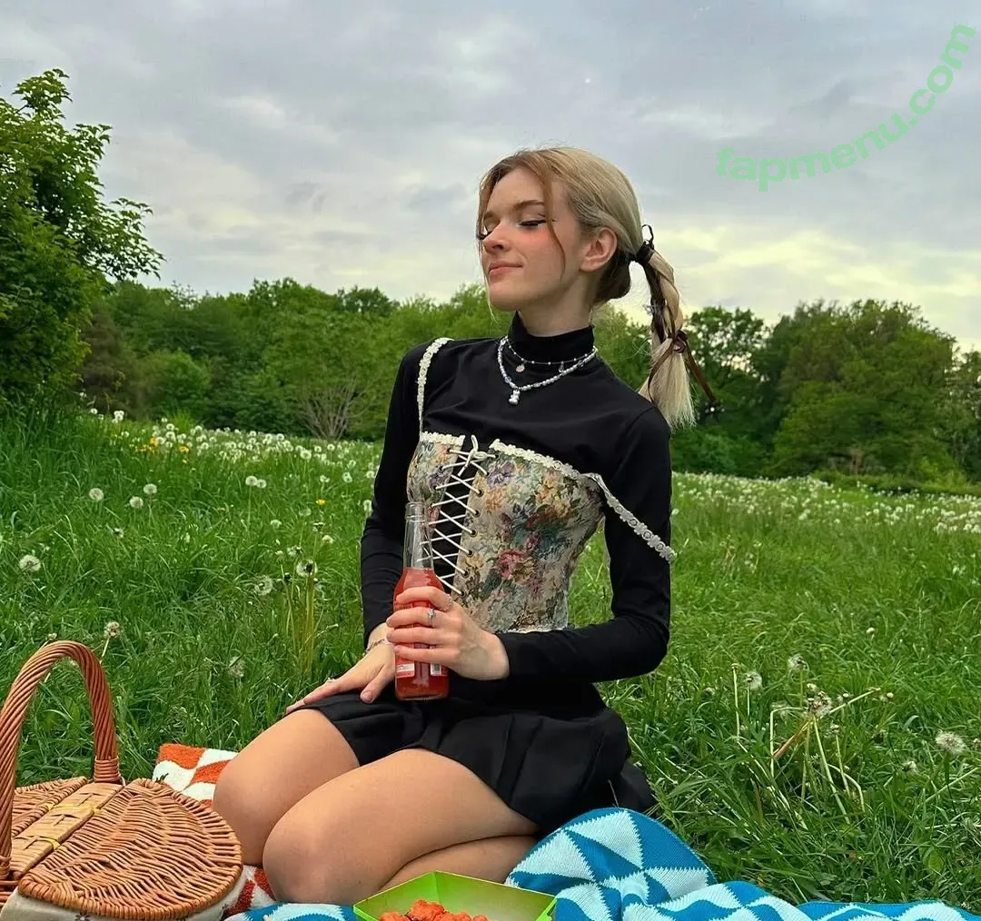 Shadsi nude photo #0191 (shadi_409)