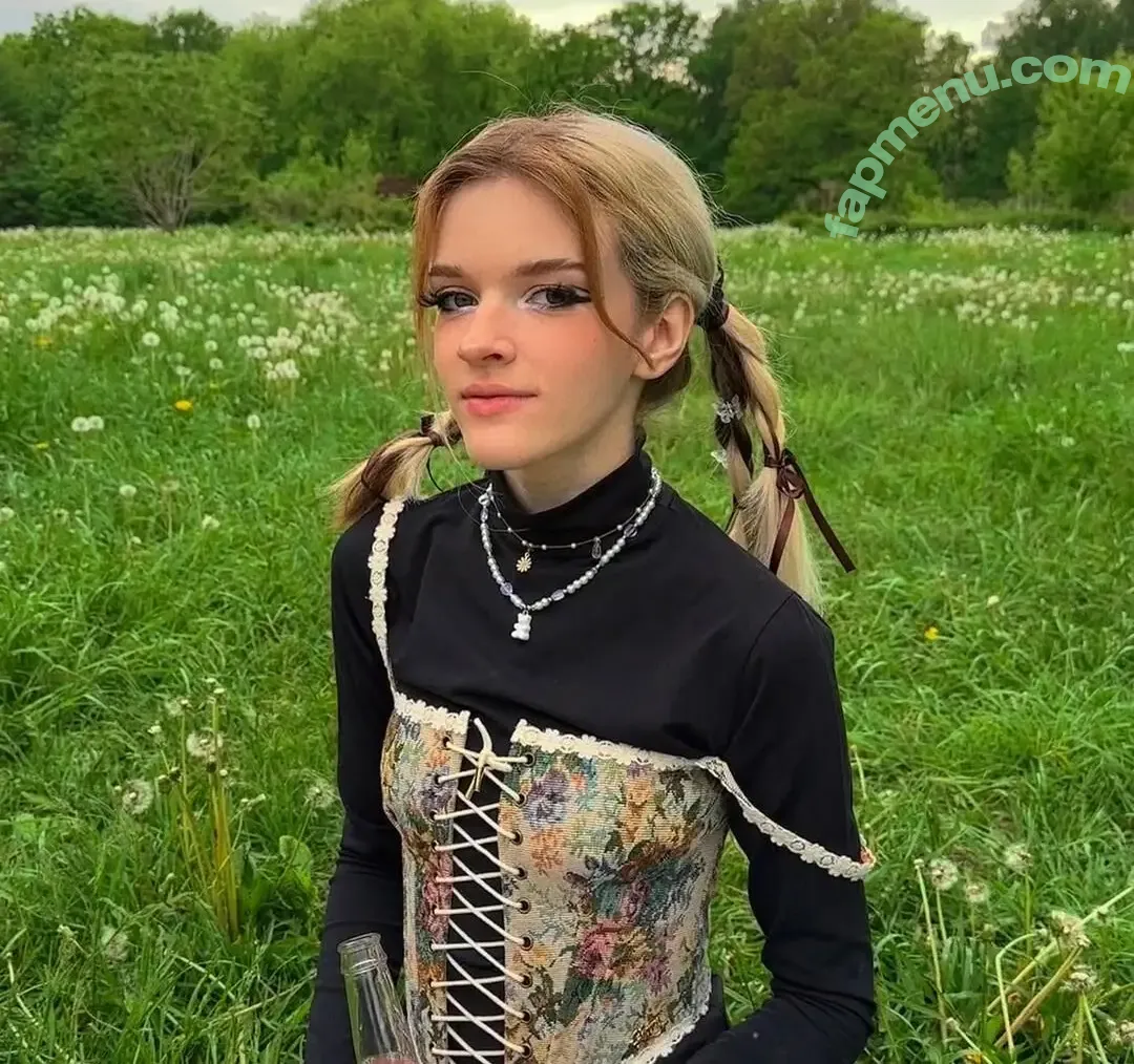 Shadsi nude photo #0195 (shadi_409)