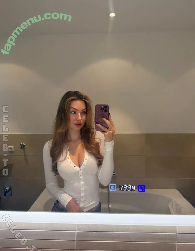 Shaiden Rogue nude photo #0204 (ShaidenRogue / Tworogues / slim.shaiden)