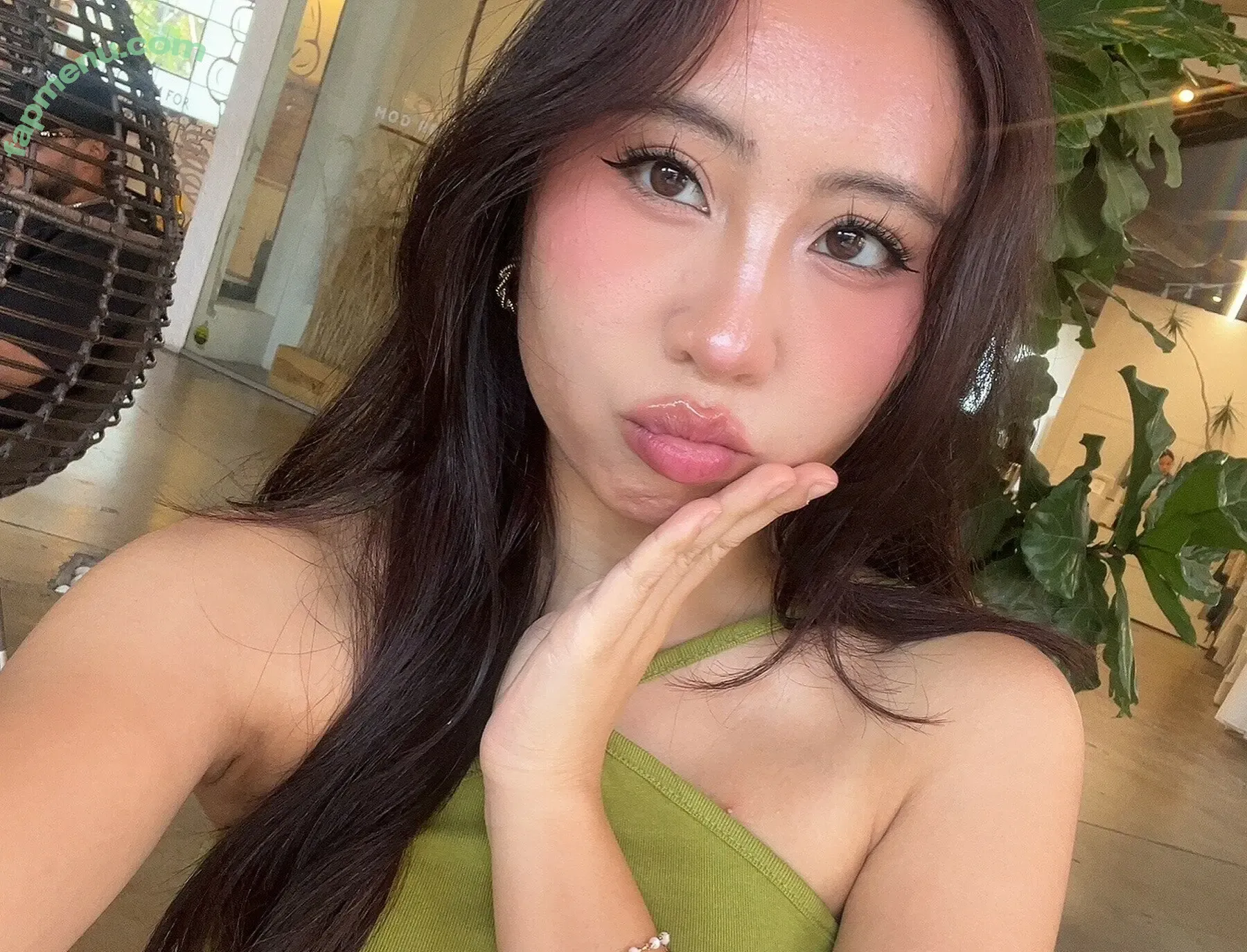 Shaina Cha nude photo #0021 (shaina_cha_)