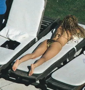 Shakira / shakkira nude photo #0091