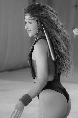 Shakira / shakkira nude photo #0098