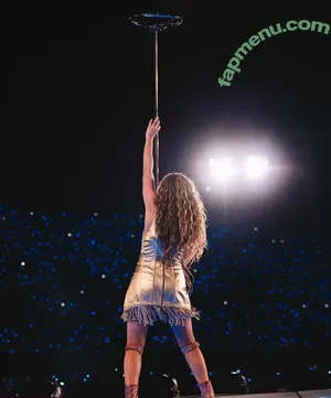 Shakira / shakirashakira nude photo #1493