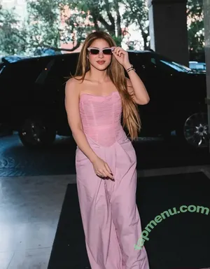 Shakira / artist / shakkira nude photo #1565