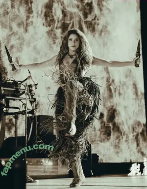 Shakira / artist / shakkira nude photo #1590