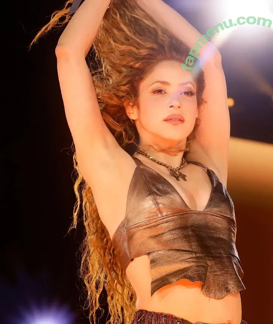 Shakira nude photo #1234 (artist / shakkira)