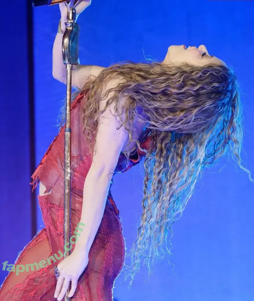 Shakira nude photo #1239 (artist / shakkira)