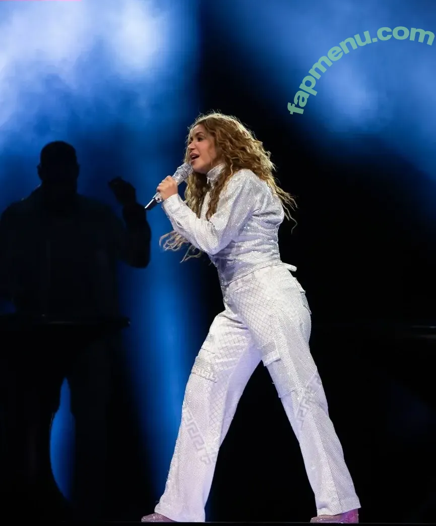 Shakira nude photo #1267 (artist / shakkira)