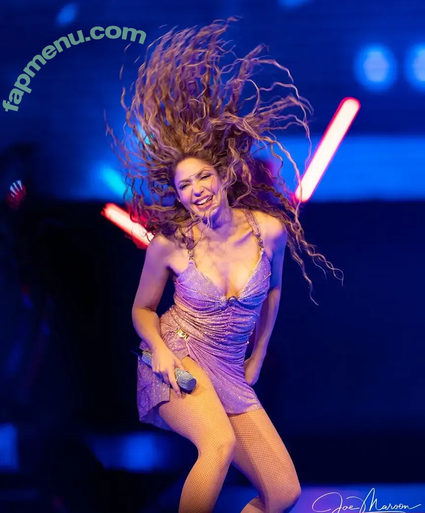 Shakira nude photo #1292 (shakkira)