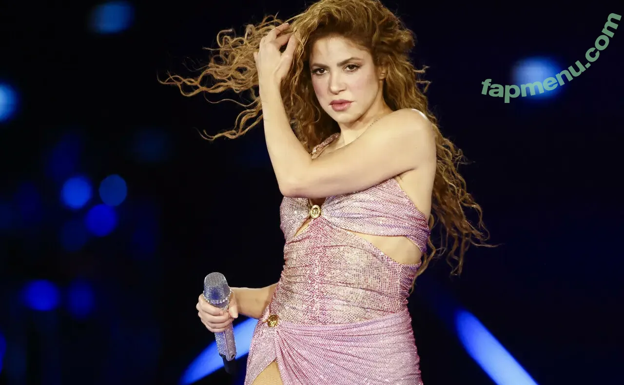Shakira nude photo #1325 (shakkira)