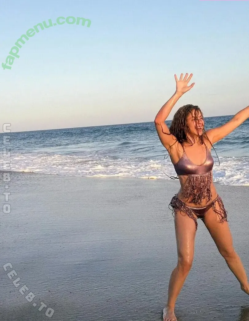 Shakira nude photo #1601 (artist / shakkira)