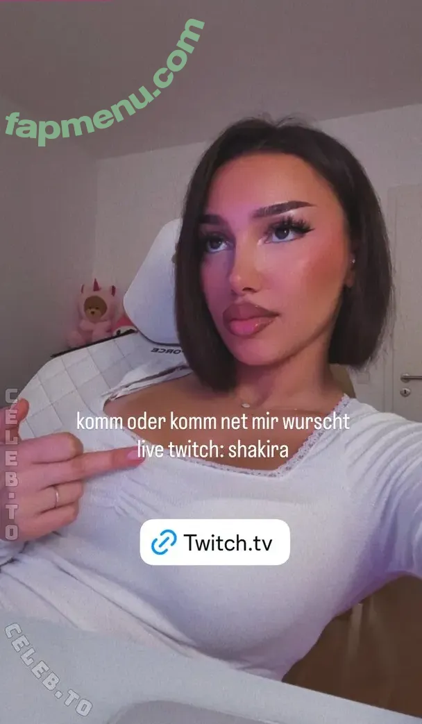 shakiravv nude photo #0085 (ishakira / shakira)