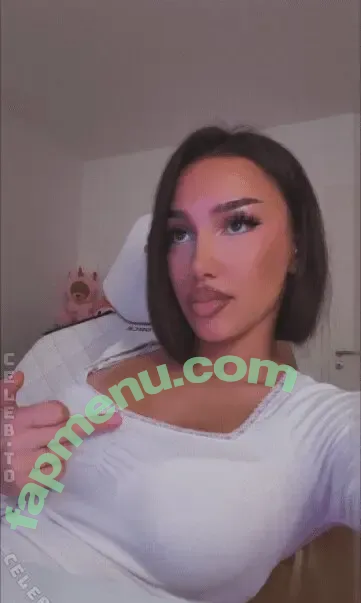 shakiravv nude photo #0086 (ishakira / shakira)