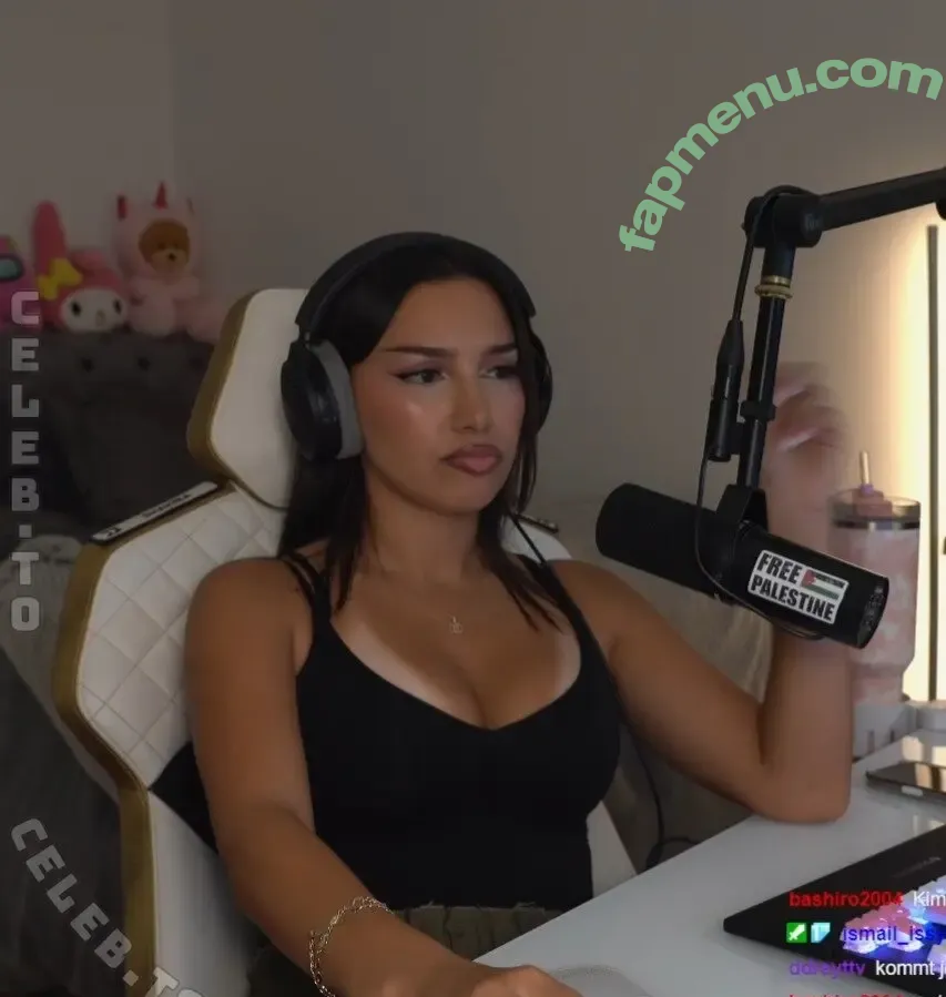 shakiravv nude photo #0122 (ishakira / shakira)