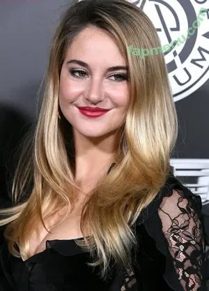 Shaliene Woodley / shailenewoodley nude photo #0433