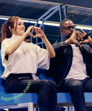 Shaliene Woodley / shailenewoodley nude photo #0874