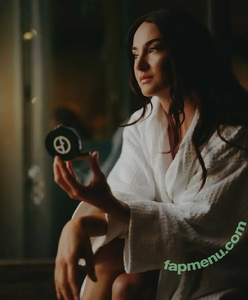 Shaliene Woodley nude photo #0727 (shailenewoodley)