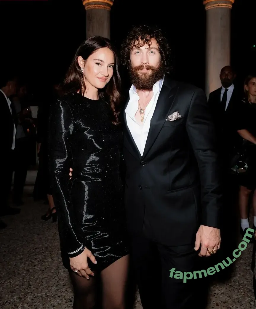 Shaliene Woodley nude photo #0730 (shailenewoodley)