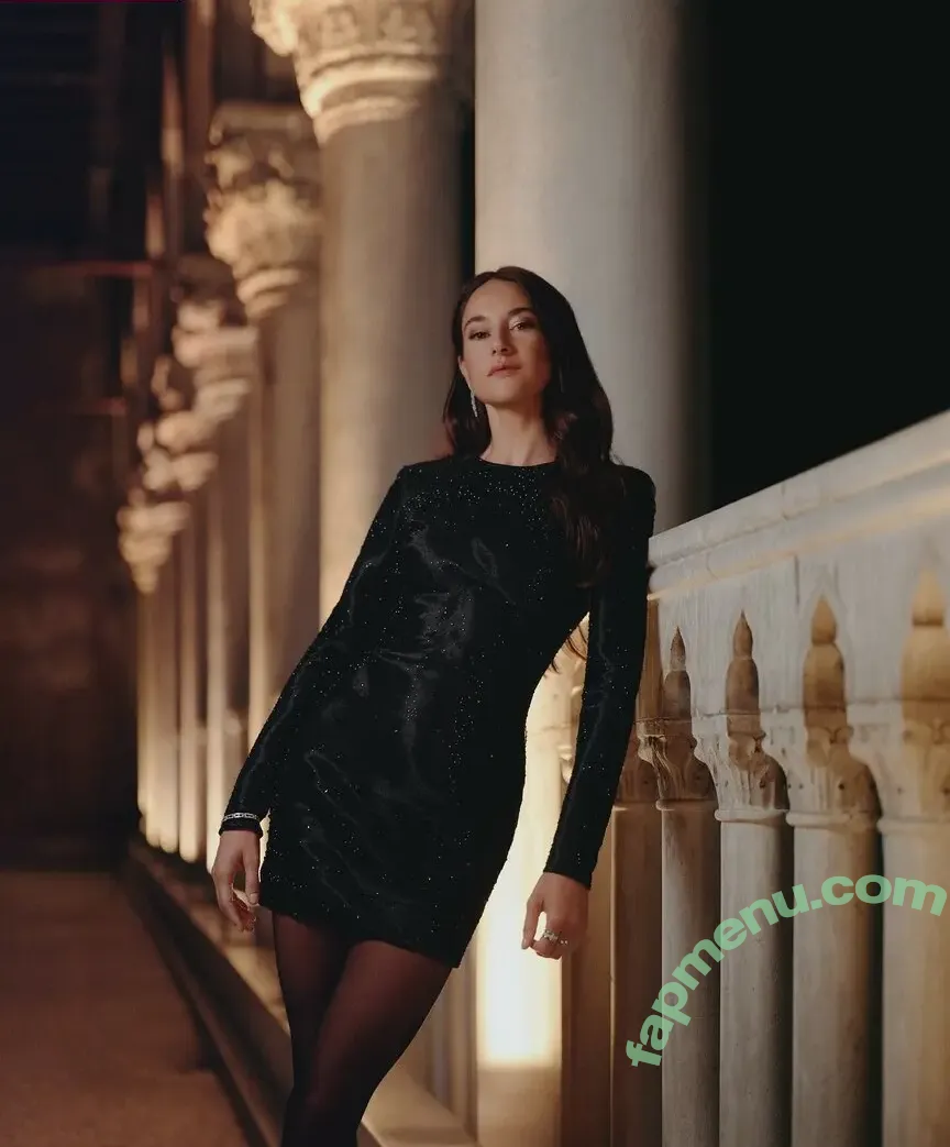 Shaliene Woodley nude photo #0732 (shailenewoodley)