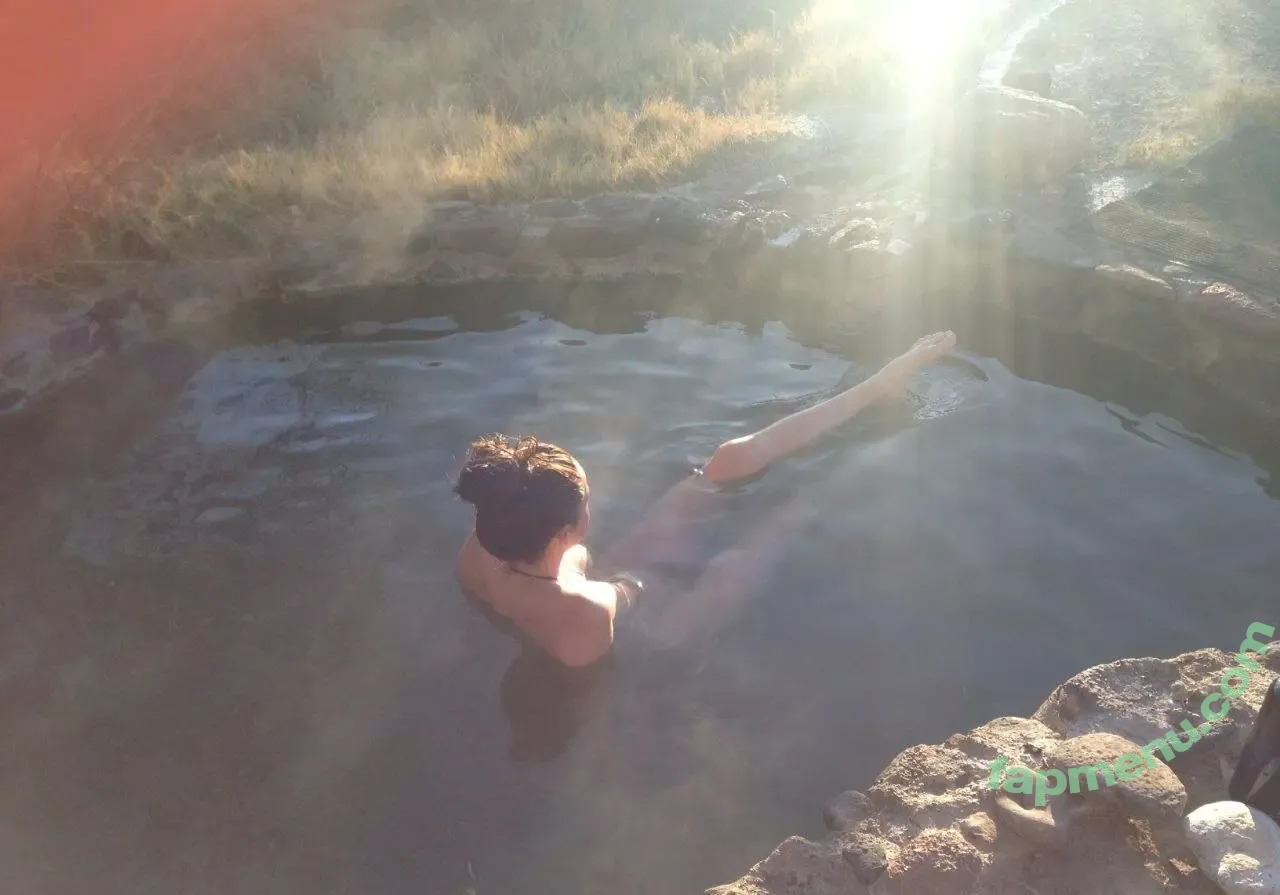 Shaliene Woodley nude photo #0838 (shailenewoodley)