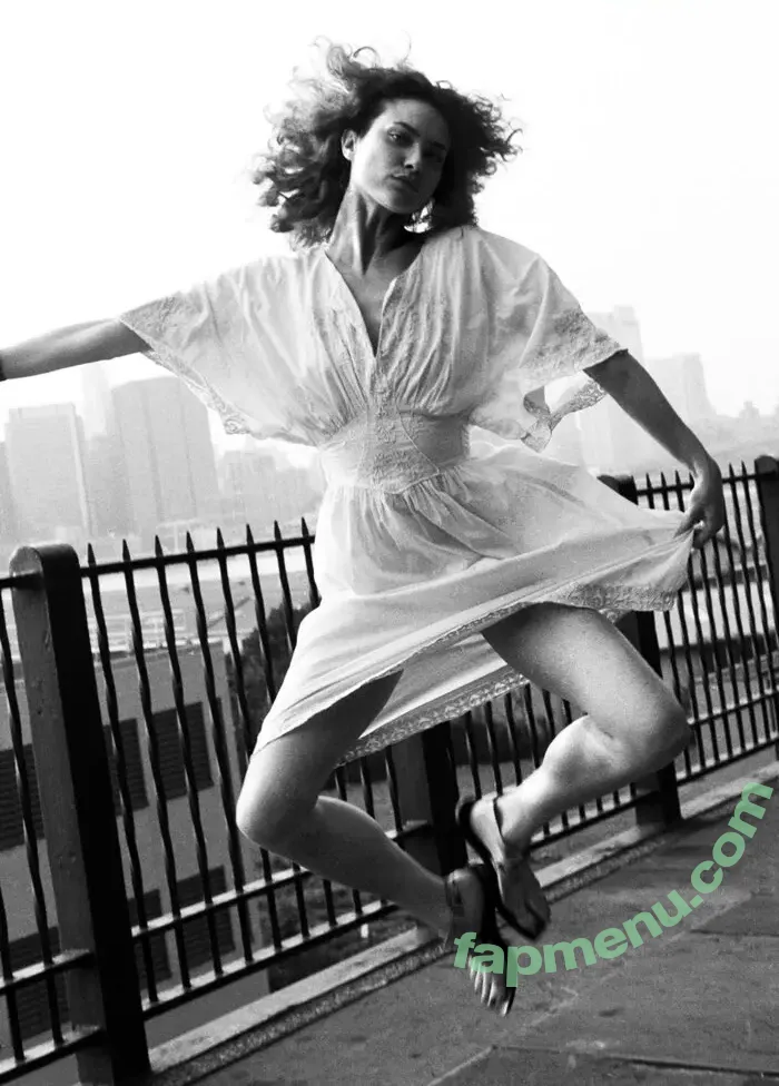 Shalom Harlow nude photo #0007 (shalomharlow)