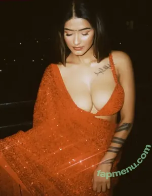 Shambhavi Singh / shambhavi1997 nude photo #0221