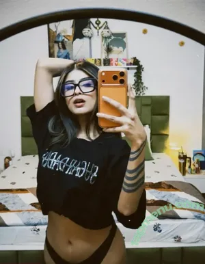 Shambhavi Singh / shambhavi1997 nude photo #0228