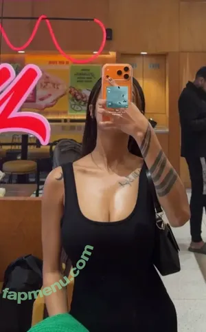 Shambhavi Singh / shambhavi1997 nude photo #0235