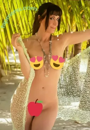  nude photo #0006