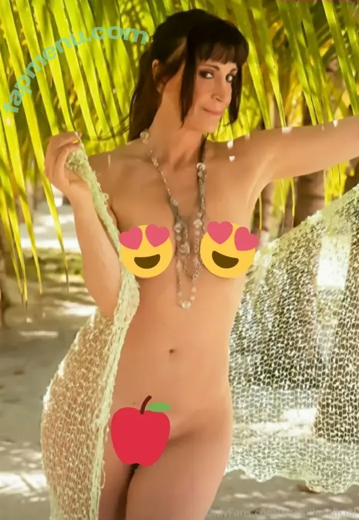 Shamila Cohen nude photo #0006 (Shamila Cohen)