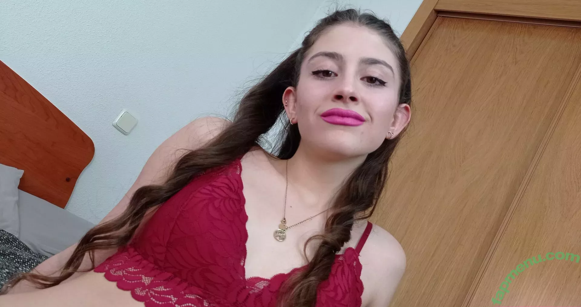 shanaxnow nude photo #0056 (shanaxnow)