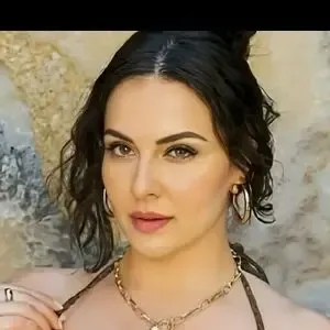 Shanaya Oswal / shanaya_oswall nude photo #0002