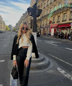 Shania Geiss / shania.geiss / shania__geiss nude photo #0016