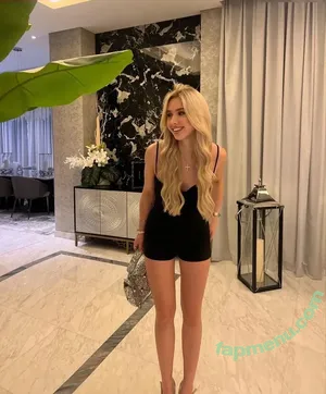 Shania Geiss / shania.geiss / shania__geiss nude photo #0020