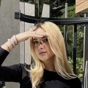 Shania Geiss / shania.geiss / shania__geiss nude photo #0053