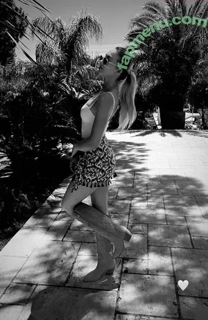 Shania Geiss / shania.geiss / shania__geiss nude photo #0062