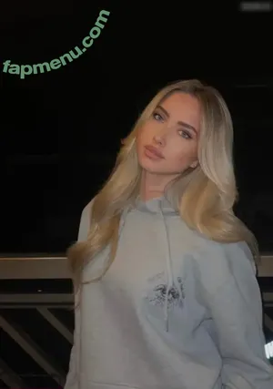 Shania Geiss / shania.geiss / shania__geiss nude photo #0134