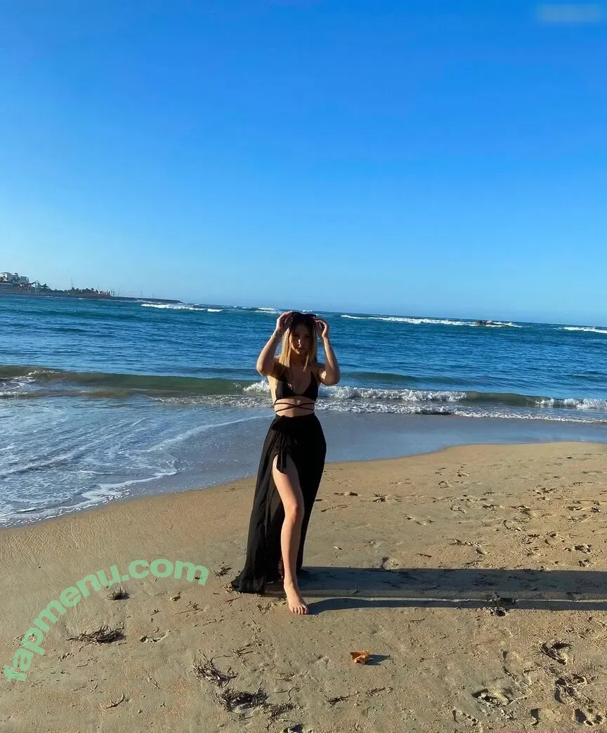 Shania Geiss nude photo #0056 (shania.geiss / shania__geiss)