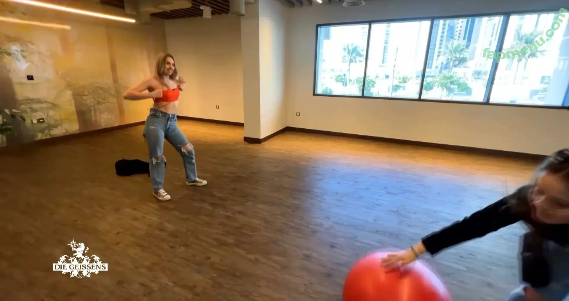 Shania Geiss nude photo #0182 (shania.geiss / shania__geiss)