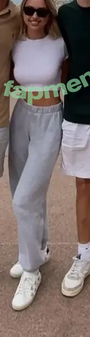 Shania Geiss nude photo #0192 (shania.geiss / shania__geiss)