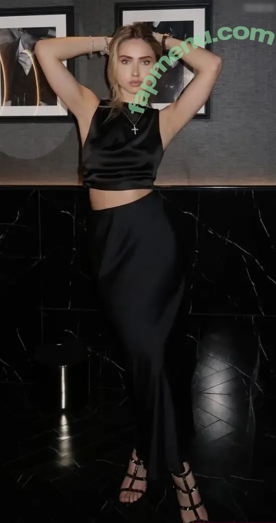 Shania Geiss nude photo #0232 (shania.geiss / shania__geiss)