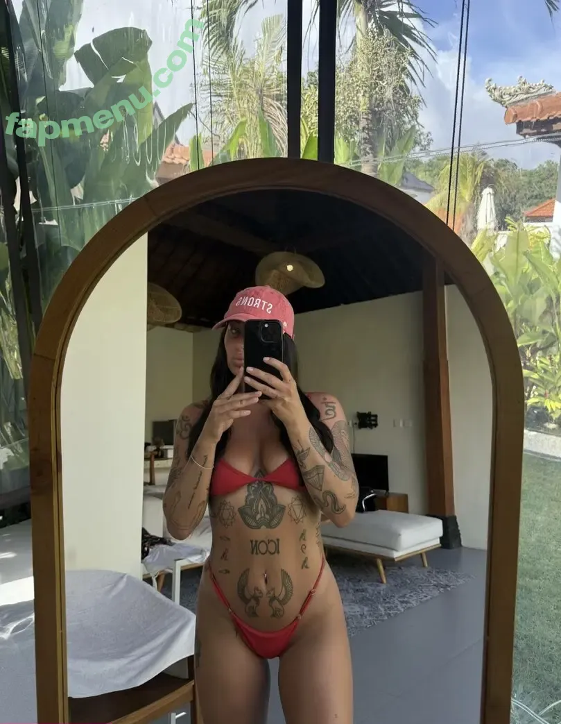 shanicehallberg nude photo #0001 (shanicehallberg)