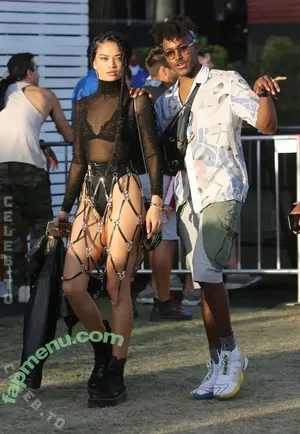 Shanina Shaik / shaninamshaik nude photo #0862